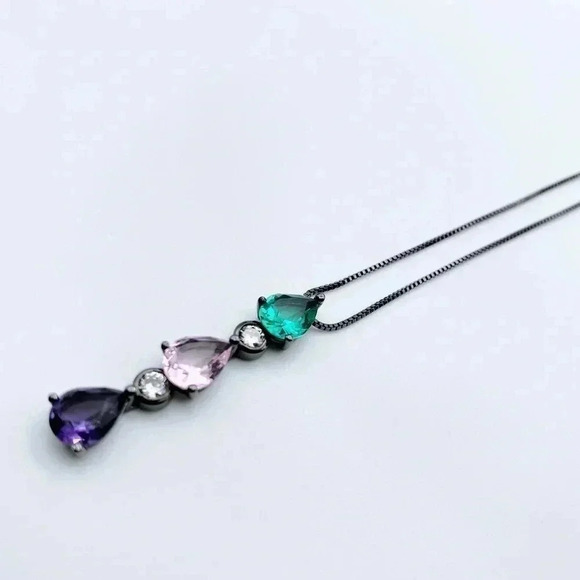STONE Pendant Necklace - Picture 1 of 5